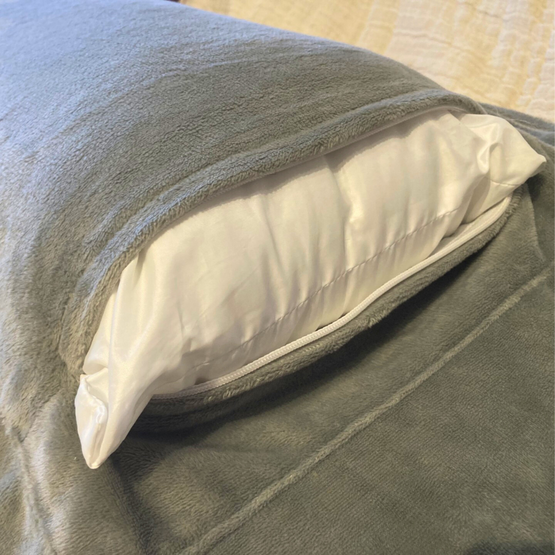 Microfibre removable pillow