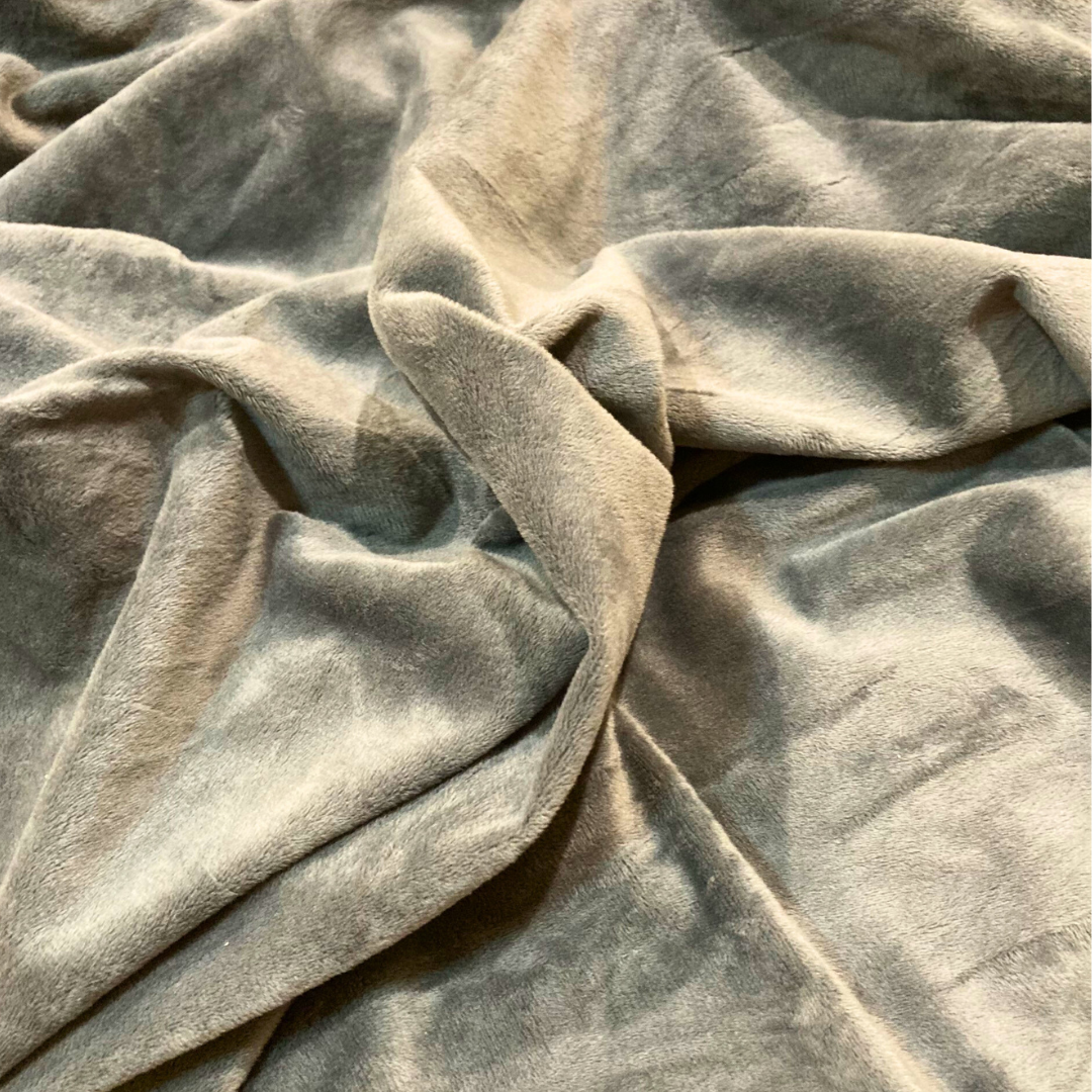 200 GSM grey wearable blanket